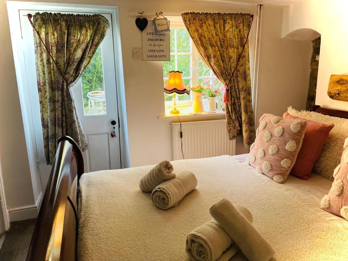The Beehive, Ground Floor Apartment In Norfolk, No Shared Amenities Downham Market Buitenkant foto