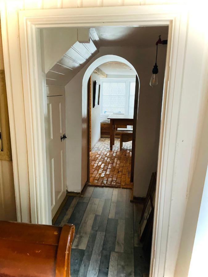 The Beehive, Ground Floor Apartment In Norfolk, No Shared Amenities Downham Market Buitenkant foto